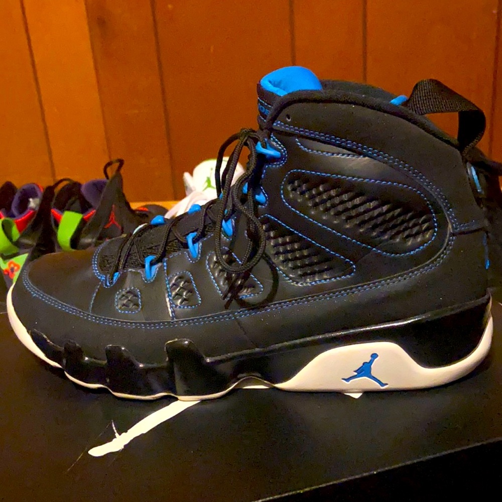 Air Jordan 9 Retro “photo blue”